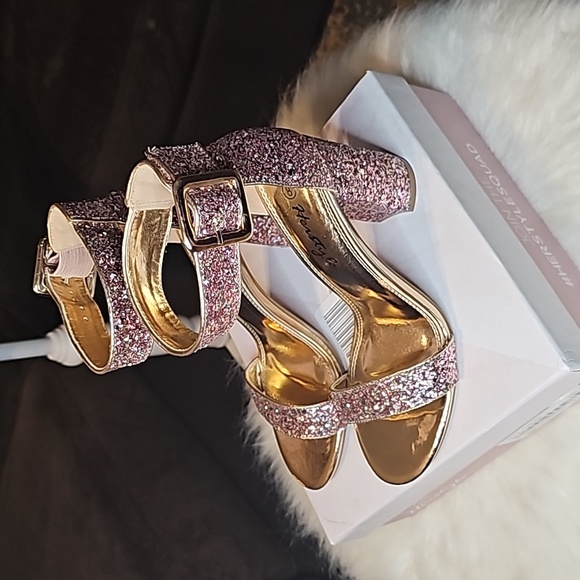Pink GLITTER Heels!! - Picture 14 of 15